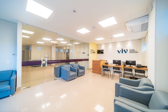 Slide com imagem de Hospital Integral - unidade Barreiro